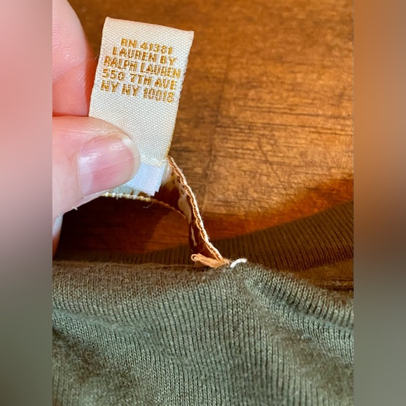 ✨Lauren Ralph Lauren Top with Metal Clip Sleeves✨ - Picture 6 of 10